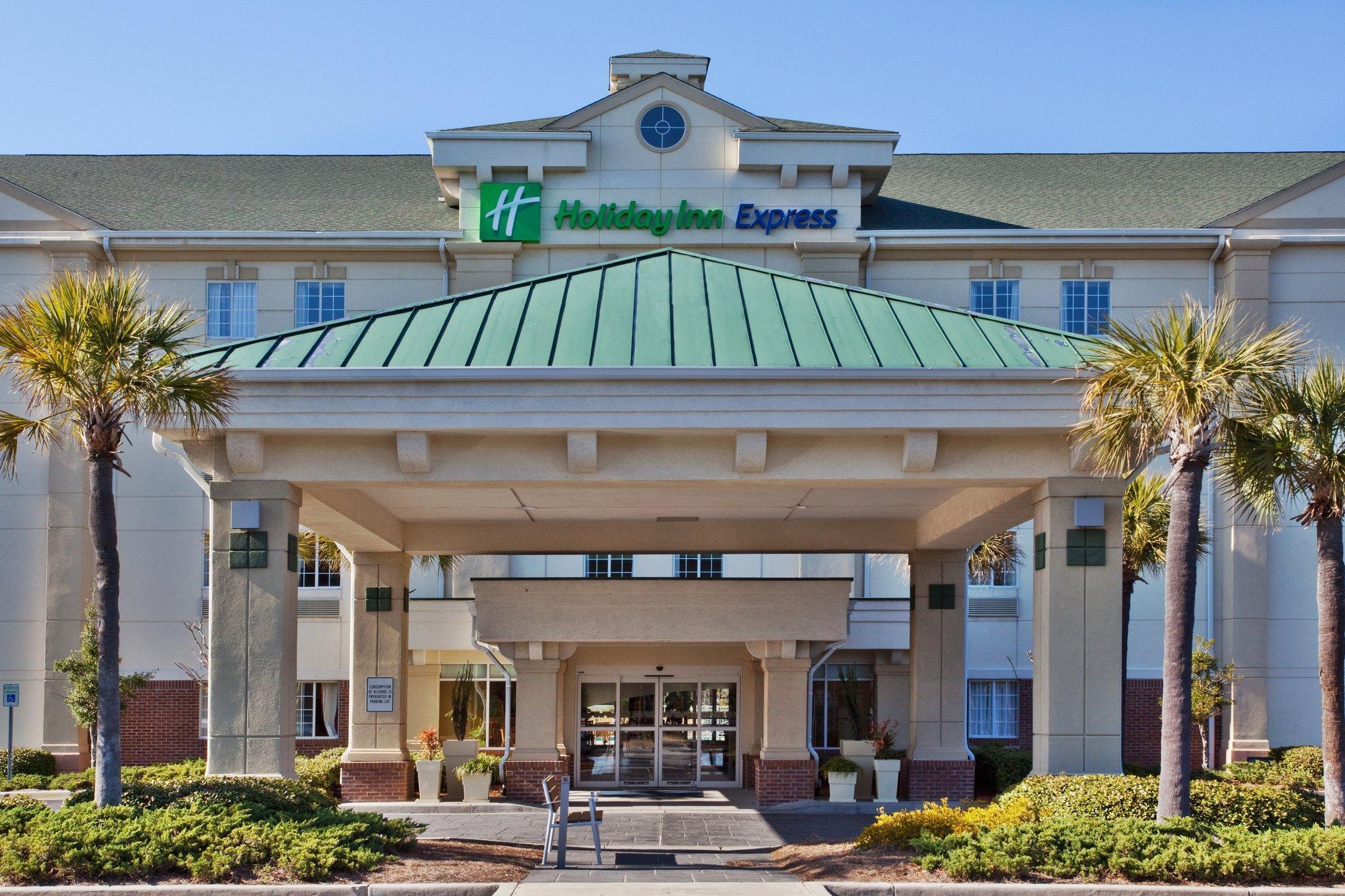 Holiday Inn Express Myrtle Beach-Broadway At The Beach By Ihg Exterior photo